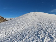 49 Saliamo sui dossi dei Piani 